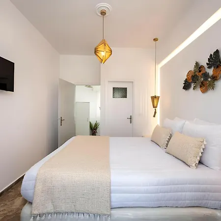 Vinas Place 5*